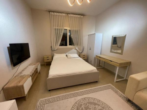 Sea view first line Studio Shj